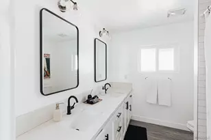 3805 Atascadero Dr, San Diego, CA 92107 - Photo 18