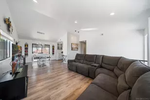 2041 Woodland Glen, Escondido, CA 92027 - Photo 4