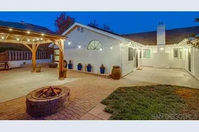  5359 Triple Crown Dr, Bonsall, CA 92003 - Photo 14