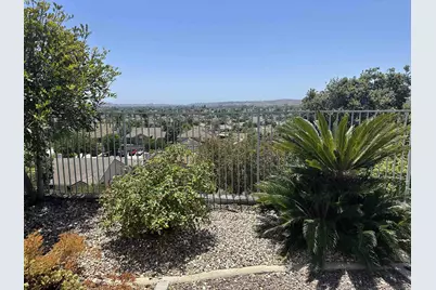  361 Point Windemere Pl, Oceanside, CA 92057 - Photo 2