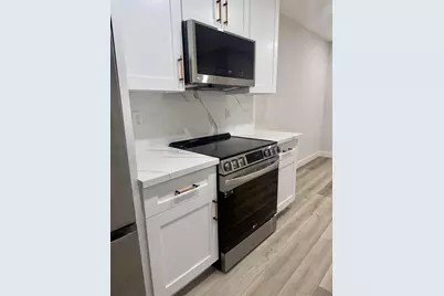  9929 Erma Rd #102, San Diego, CA 92131 - Photo 10