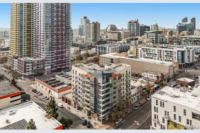  550 15th St #809, San Diego, CA 92101 - Photo 32