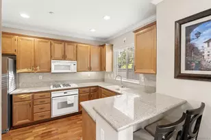 2688 Bellezza Dr, San Diego, CA 92108 - Photo 10