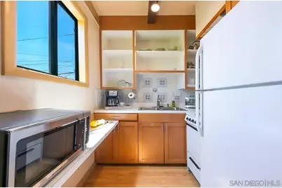  370-72 Nautilus St, La Jolla, CA 92037 - Photo 28