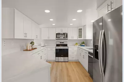  4216 Esperanza Way, Oceanside, CA 92056 - Photo 8