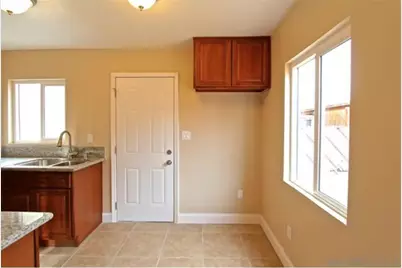  282 Pardee St, San Diego, CA 92102 - Photo 8