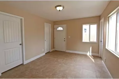  282 Pardee St, San Diego, CA 92102 - Photo 2
