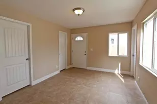 282 Pardee St, San Diego, CA 92102 - Photo 2