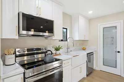  2564 Navarra Dr #115, Carlsbad, CA 92009 - Photo 8