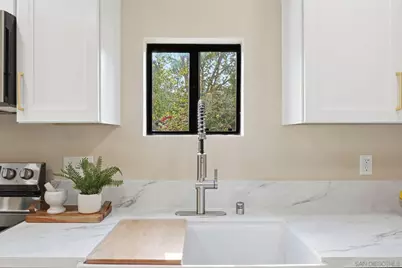  2564 Navarra Dr #115, Carlsbad, CA 92009 - Photo 10