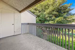 8561 Villa La Jolla Dr, La Jolla, CA 92037 - Photo 18