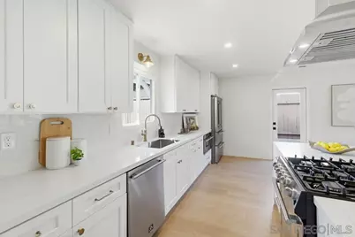  13015 Carriage Rd, Poway, CA 92064 - Photo 12