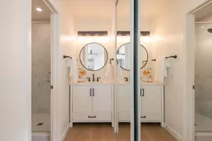 1885 Diamond St, San Diego, CA 92109 - Photo 16