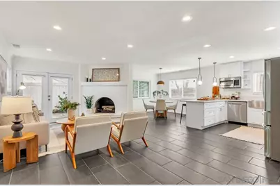  2167 Sunset Dr, Escondido, CA 92025 - Photo 2