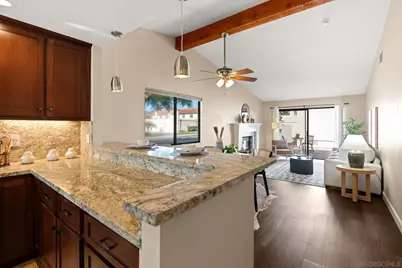  6922 Pear Tree Dr, Carlsbad, CA 92011 - Photo 18