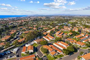 6922 Pear Tree Dr, Carlsbad, CA 92011 - Photo 38