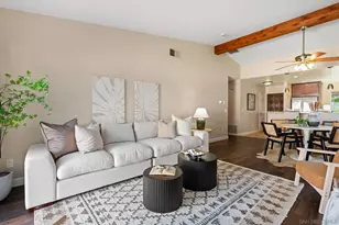 6922 Pear Tree Dr, Carlsbad, CA 92011 - Photo 10