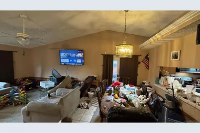  3642 W Redlands Ave, Fresno, CA 93722 - Photo 6