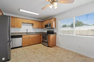 6750 Beadnell Way, San Diego, CA 92117 - Photo 12