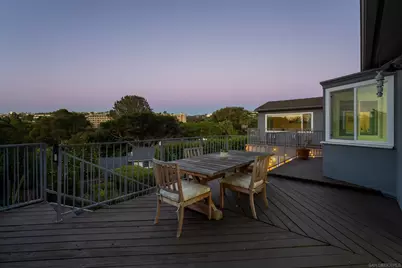  7850 Roseland Dr, La Jolla, CA 92037 - Photo 32