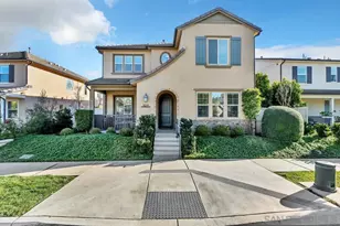 3035 Starry Night Dr, Escondido, CA 92029 - Photo 2