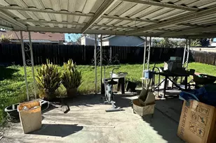 128 Old Oak Dr, San Diego, CA 92114 - Photo 10