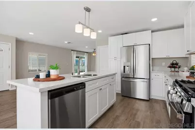  7004 San Carlos Street, Carlsbad, CA 92011 - Photo 2