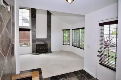  1400 Darwin Dr, Oceanside, CA 92056 - Photo 2