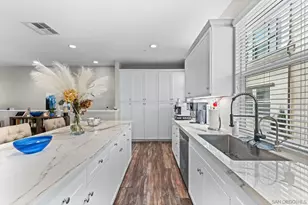 543 W Foothill Blvd, Glendora, CA 91741 - Photo 2