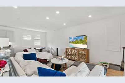  15681 Rennyson Way, San Diego, CA 92127 - Photo 2