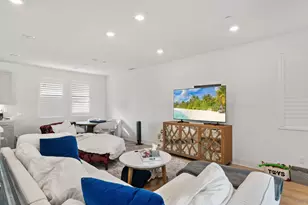 15681 Rennyson Way, San Diego, CA 92127 - Photo 2