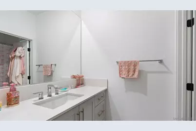 15681 Rennyson Way, San Diego, CA 92127 - Photo 24