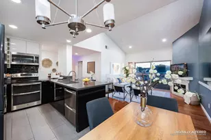 10400 Caminito Cuervo, San Diego, CA 92108 - Photo 8