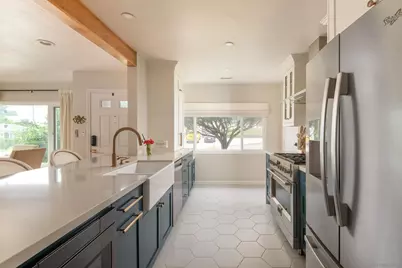  3435 Udall St, San Diego, CA 92106 - Photo 6