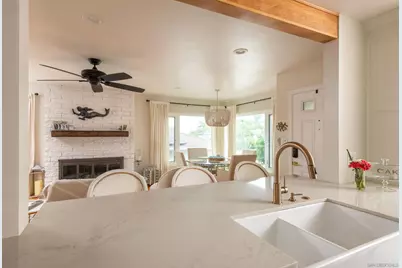  3435 Udall St, San Diego, CA 92106 - Photo 8