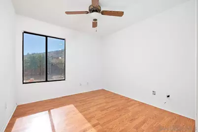  5070 Chalet Dr, Oceanside, CA 92057 - Photo 12