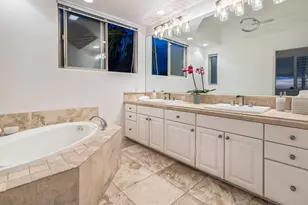 7355 Fay Ave, La Jolla, CA 92037 - Photo 16