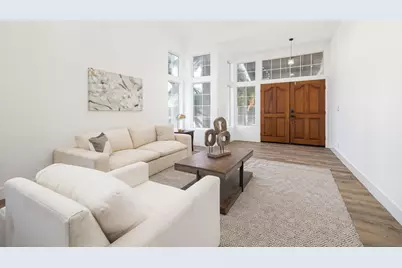  2318 Via Villegas, Carlsbad, CA 92009 - Photo 4