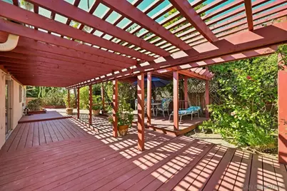  2050 Oak Hill Dr, Escondido, CA 92027 - Photo 20