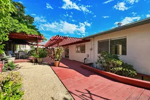 2050 Oak Hill Dr, Escondido, CA 92027 - Photo 22