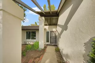 11002 Promesa Dr, San Diego, CA 92124 - Photo 8