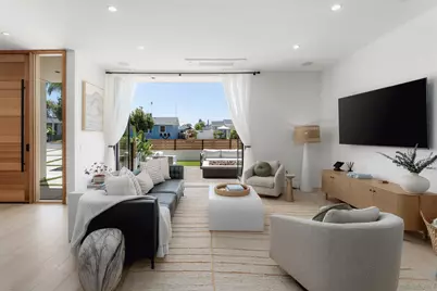  5140 Los Robles Dr, Carlsbad, CA 92008 - Photo 14