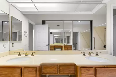 5875 Friars Rd #4201, San Diego, CA 92110 - Photo 20