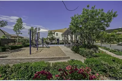  15902 Sarah Ridge Rd, San Diego, CA 92127 - Photo 32