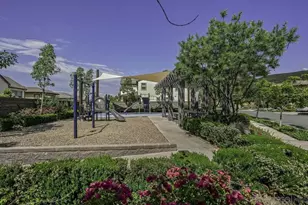 15902 Sarah Ridge Rd, San Diego, CA 92127 - Photo 32