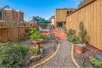  4875 Academy St, San Diego, CA 92109 - Photo 22