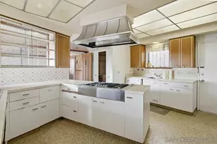 2421 Brant St, San Diego, CA 92101 - Photo 14