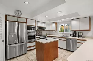 4545 Benhurst Ave, San Diego, CA 92122 - Photo 18