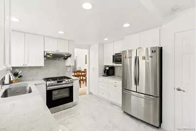  11637 Thomas Hayes Ln, San Diego, CA 92126 - Photo 16