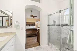 11637 Thomas Hayes Ln, San Diego, CA 92126 - Photo 32